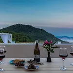 Vila Skopelos Country *