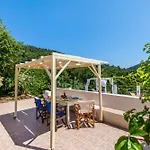 Vila Skopelos Country *