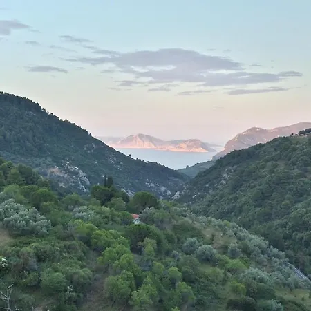 Skopelos Country Panormos (Skopelos)