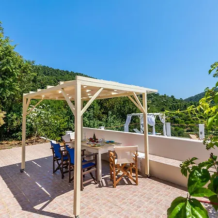 Villa Skopelos Country *